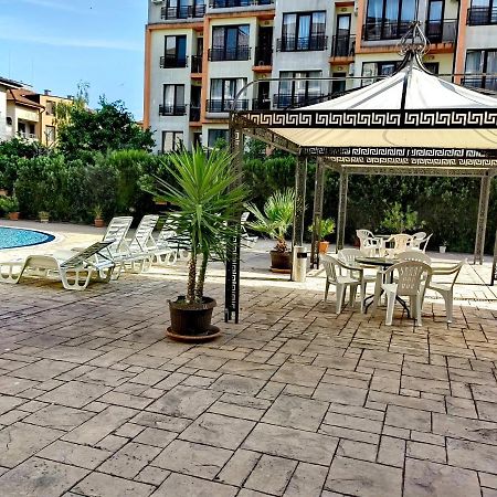 Pool Apartment Amadeus Lux Сонячний Берег Екстер'єр фото