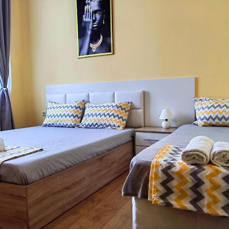 Pool Apartment Amadeus Lux Сонячний Берег Номер фото