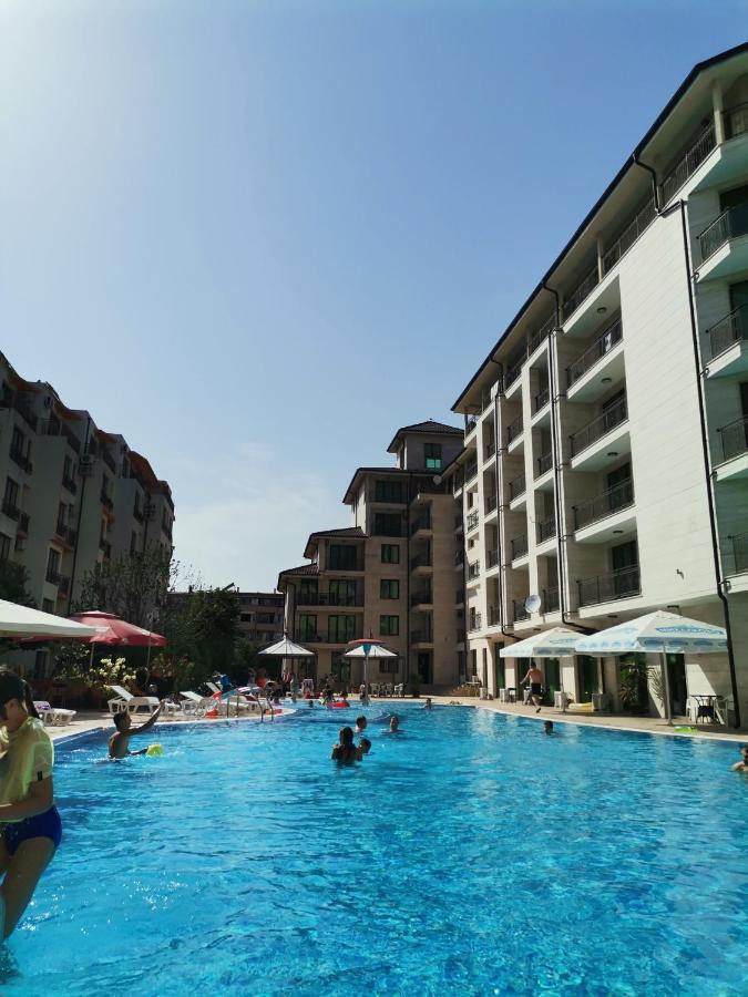 Pool Apartment Amadeus Lux Сонячний Берег Екстер'єр фото