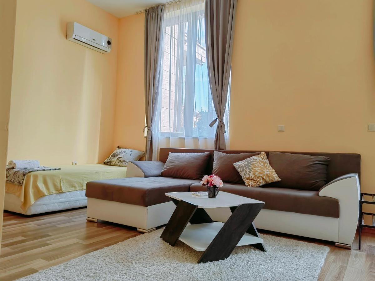 Pool Apartment Amadeus Lux Сонячний Берег Екстер'єр фото