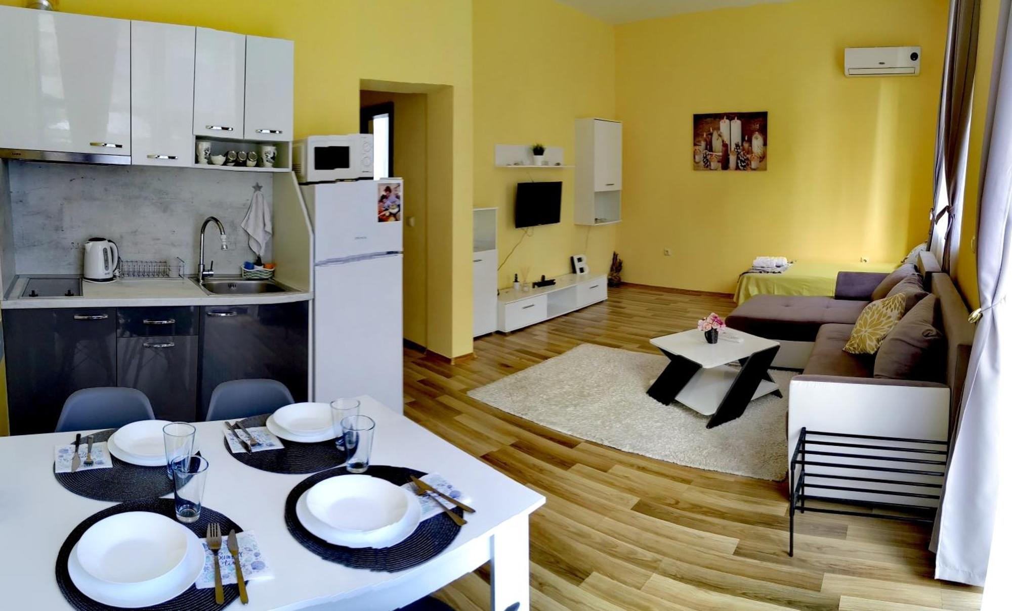 Pool Apartment Amadeus Lux Сонячний Берег Номер фото